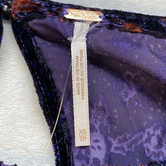 Free People Mini Dress Womens XS Mirror Mirror Black Combo Velvet burnout y2k - Picture 5 of 9